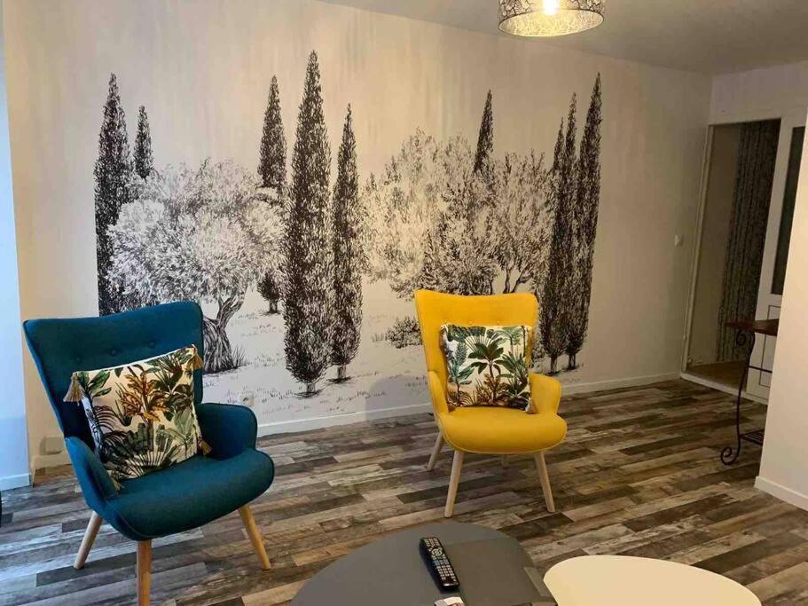 Apartment Avec Cours *